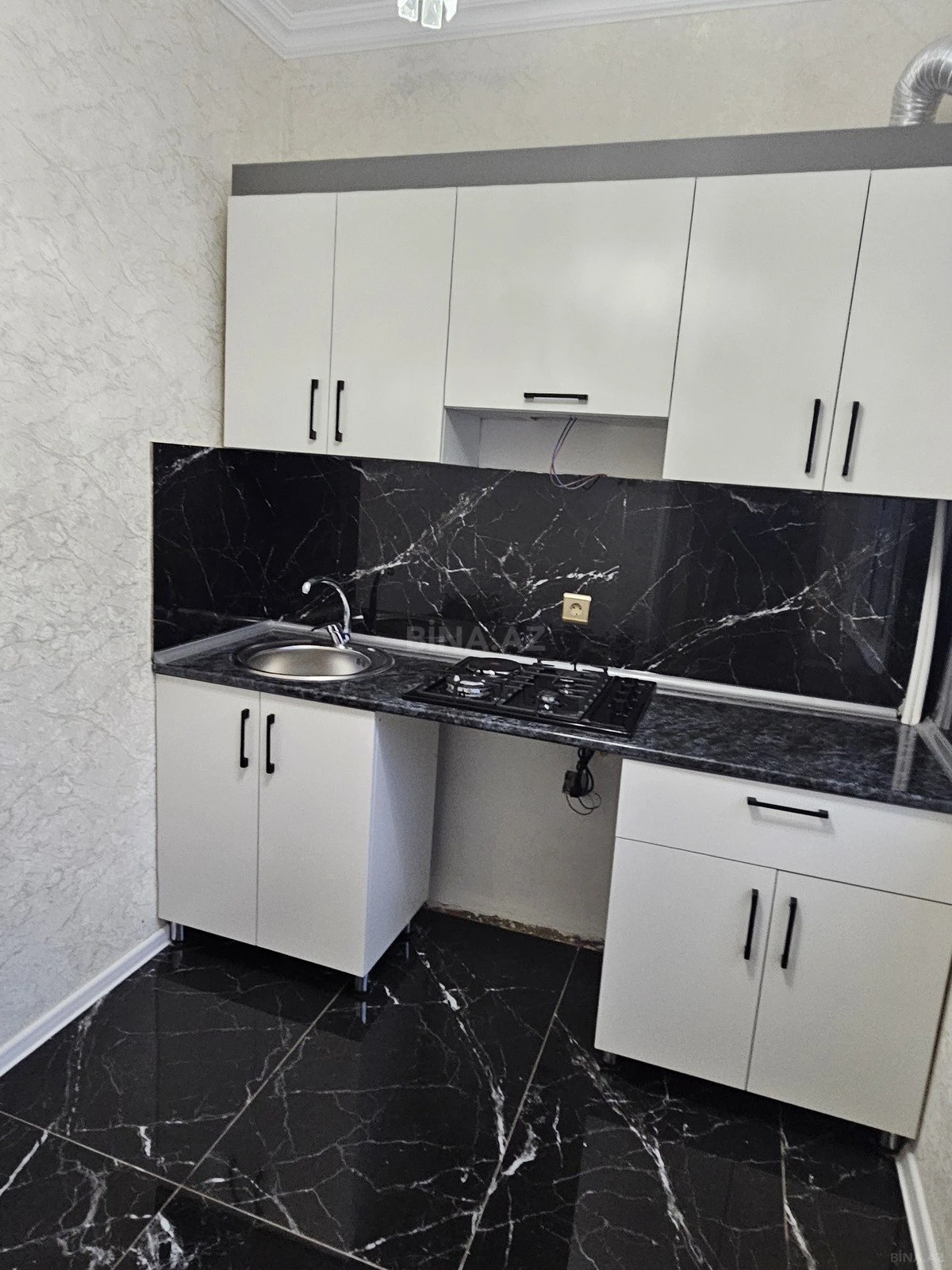 Satılır 3 otaqlı mənzil 70 m²