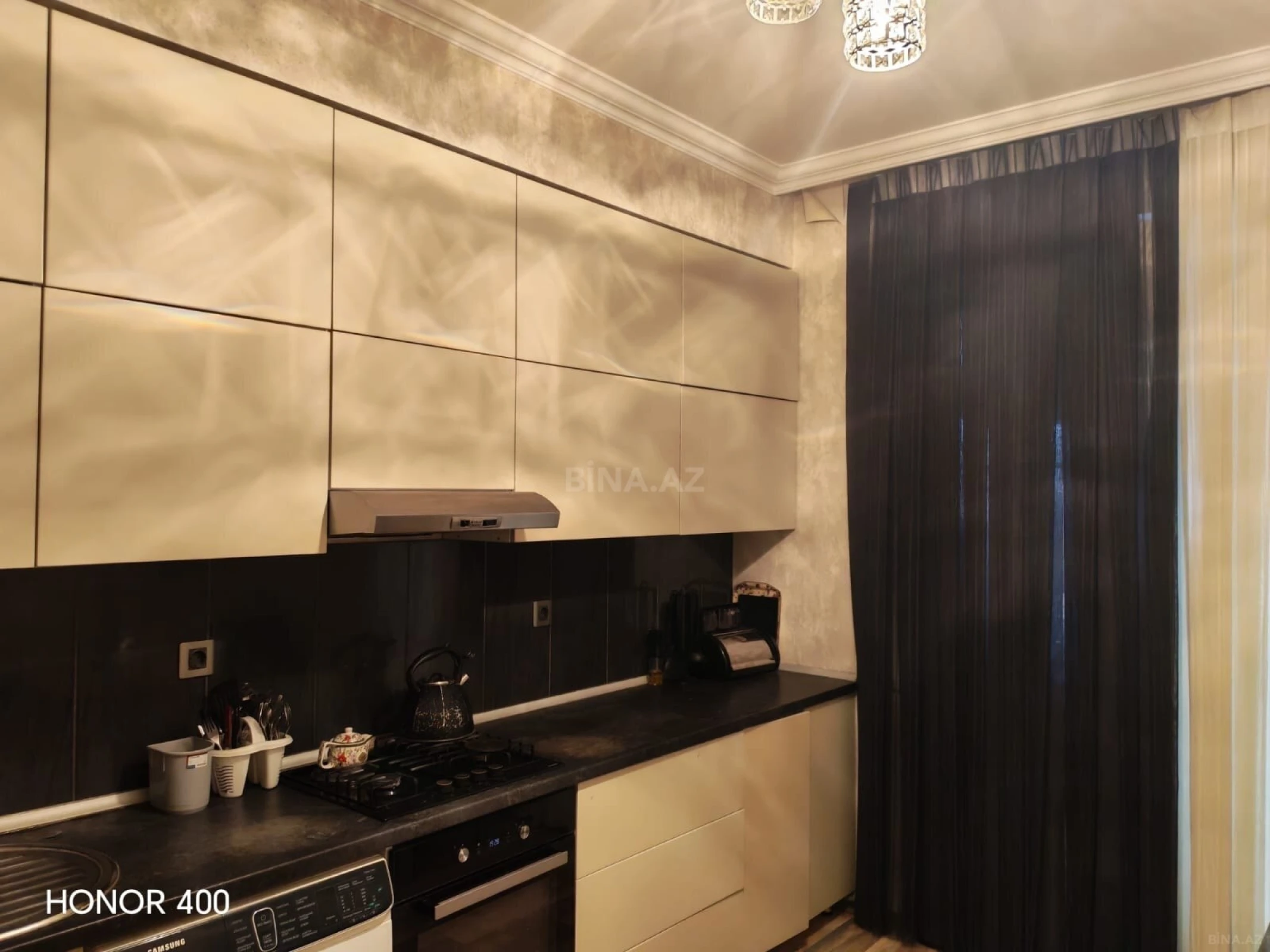 Satılır 2 otaqlı mənzil 78 m²