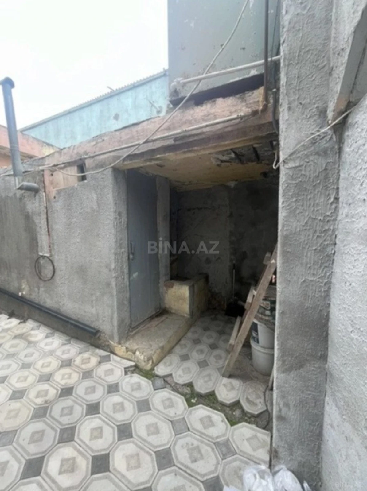 Satılır qaraj 25 m²