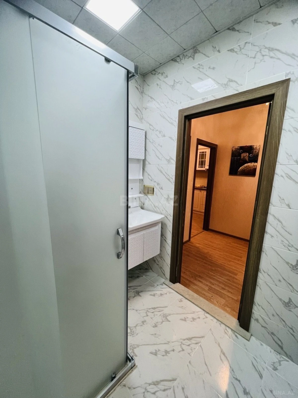 Kirayə verilir 2 otaqlı mənzil 55 m²