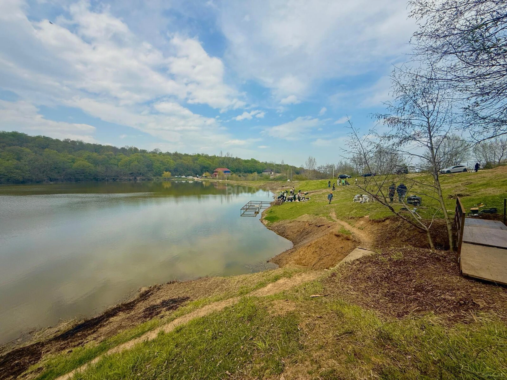 Satılır torpaq sahəsi 12 m²