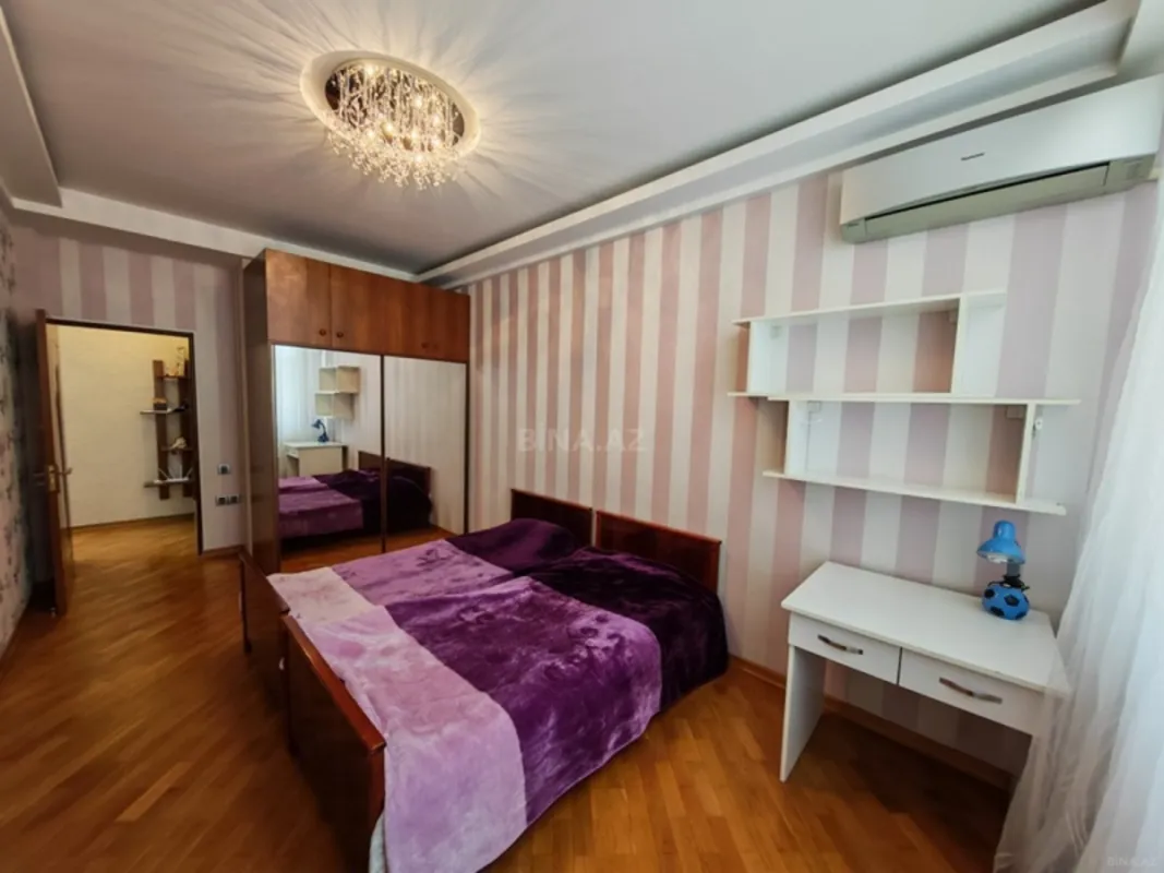 Kirayə verilir 2 otaqlı mənzil 83 m²