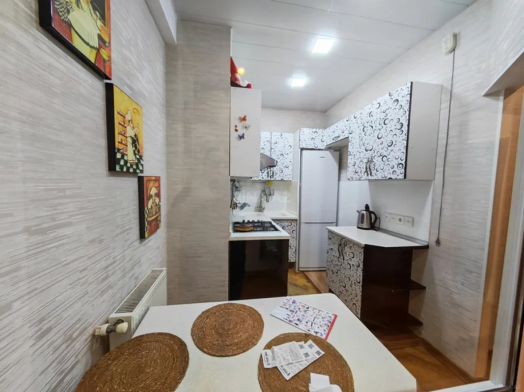 Kirayə verilir 2 otaqlı mənzil 83 m²