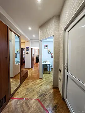 Kirayə verilir 2 otaqlı mənzil 83 m² — Bakı, 8-ci mikrorayon 2 otaq 83.00 m²