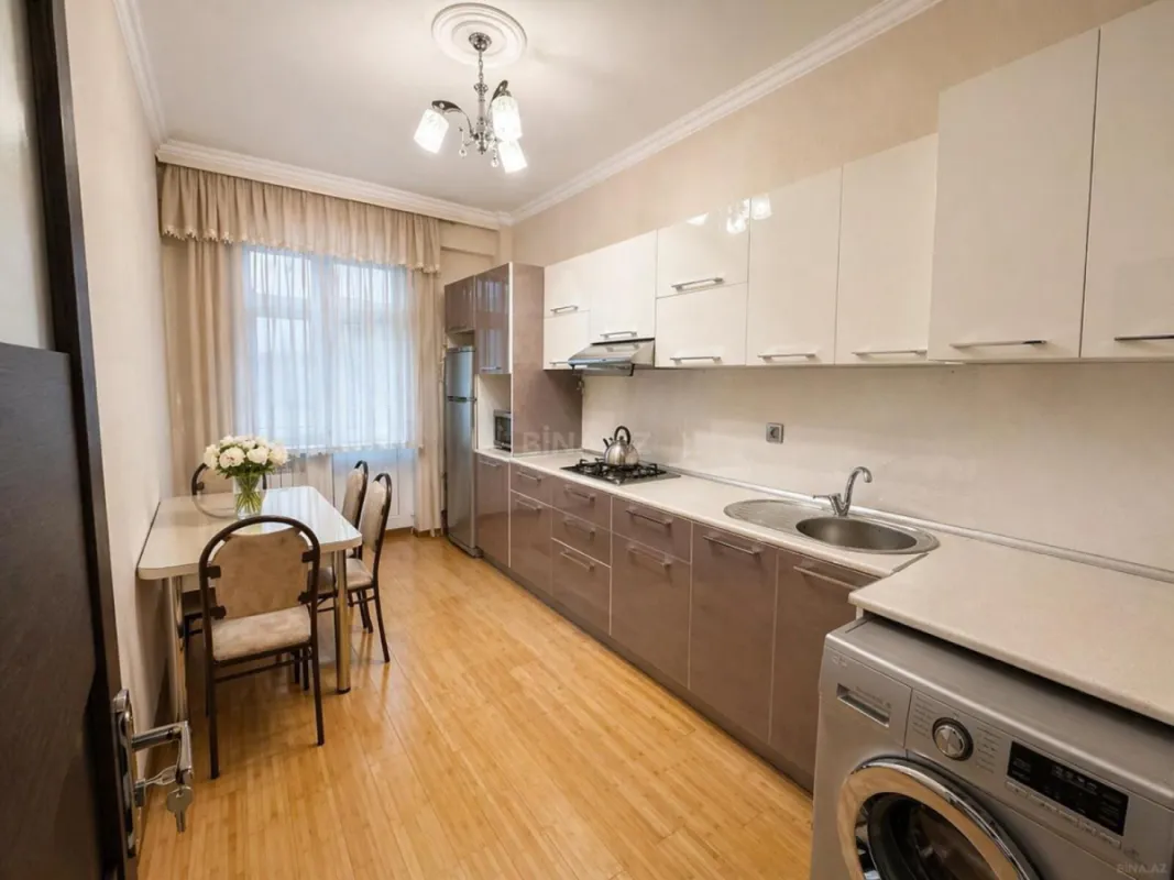 Satılır 3 otaqlı mənzil 85 m²