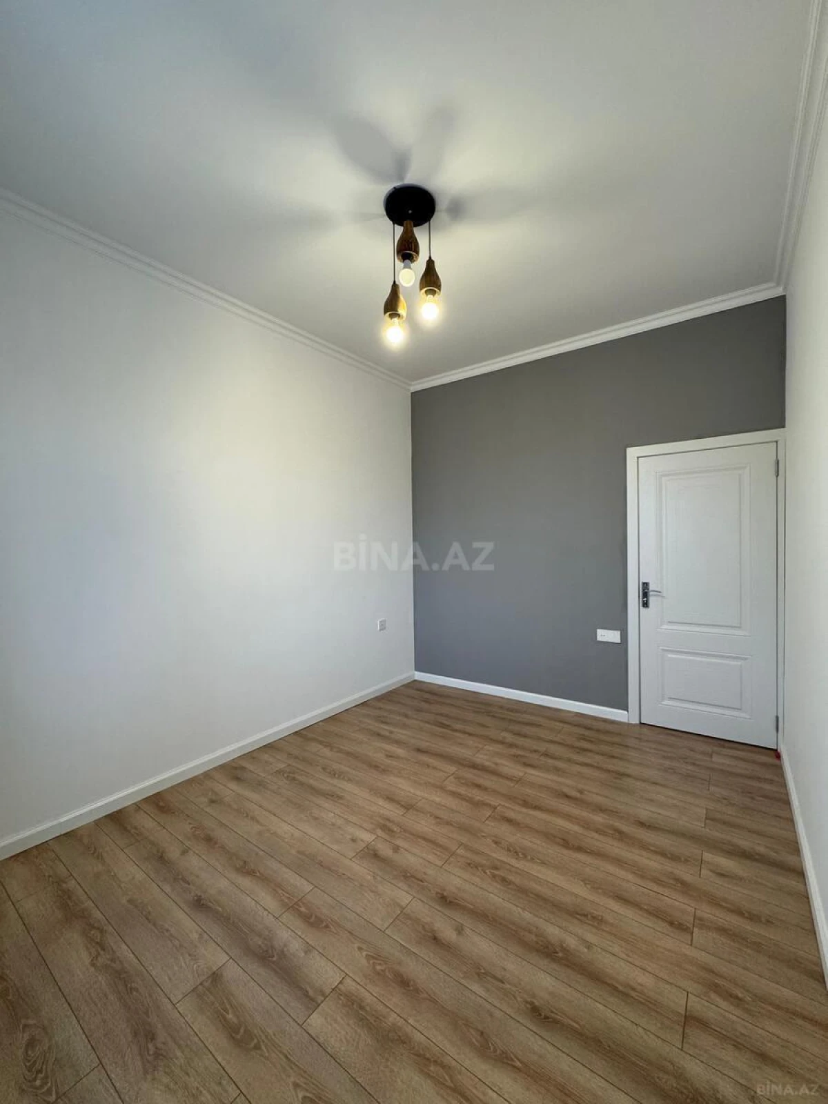 Satılır 5 otaqlı həyət evi 155 m²