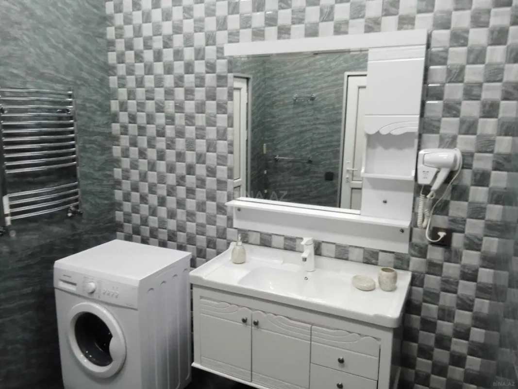 Kirayə verilir 5 otaqlı həyət evi 200 m²