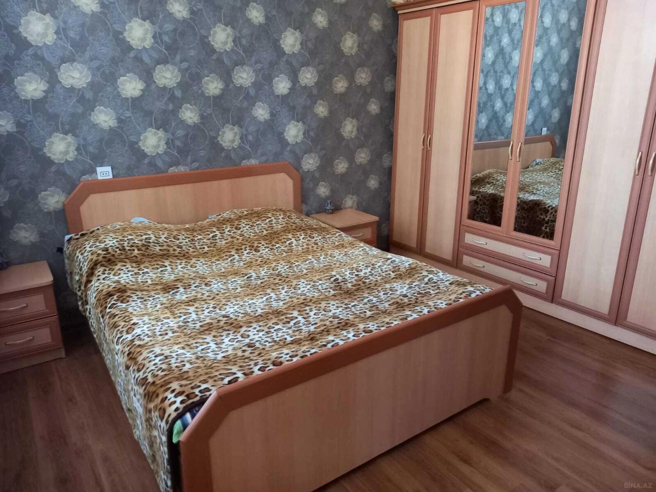 Kirayə verilir 5 otaqlı həyət evi 200 m²