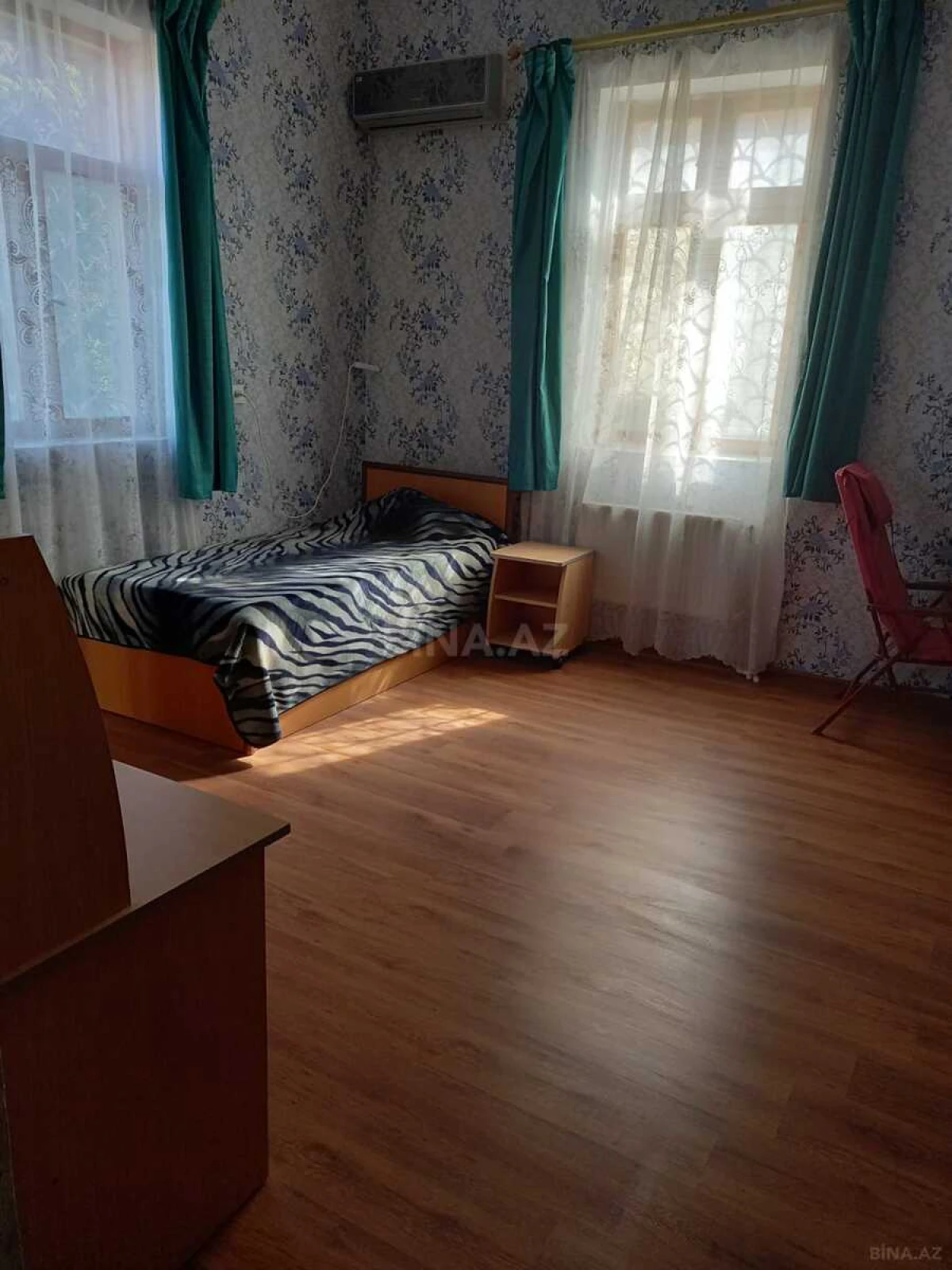 Kirayə verilir 5 otaqlı həyət evi 200 m²