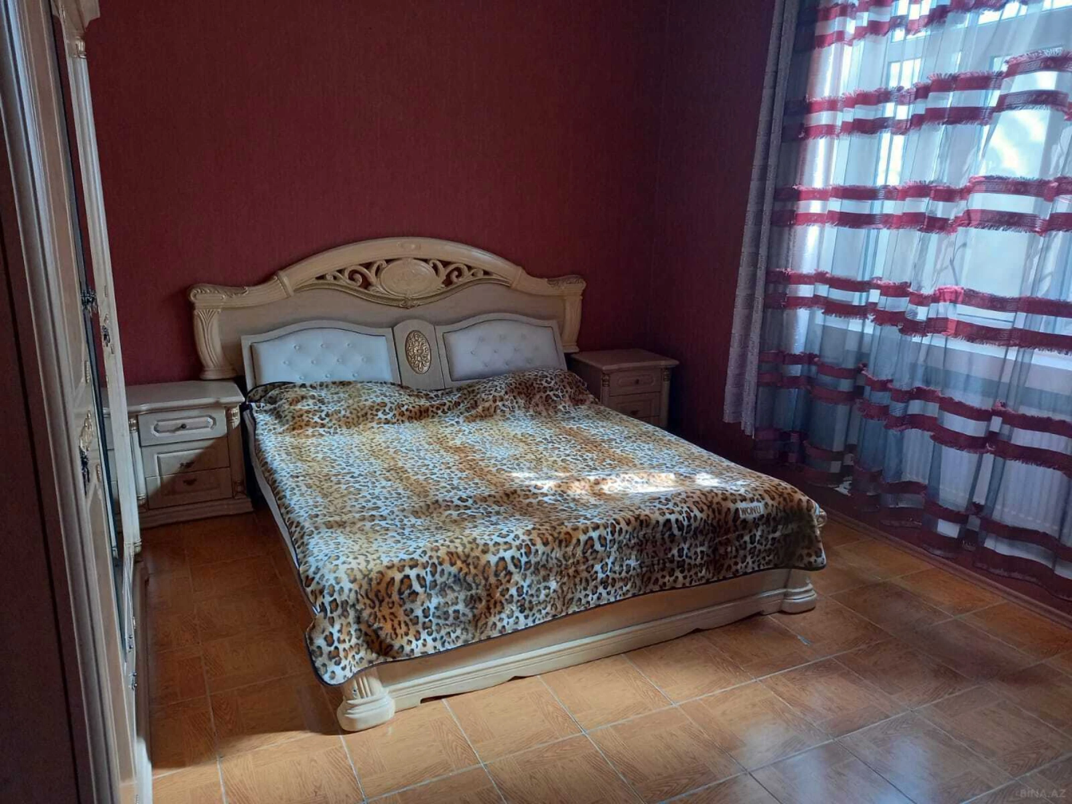 Kirayə verilir 5 otaqlı həyət evi 200 m²