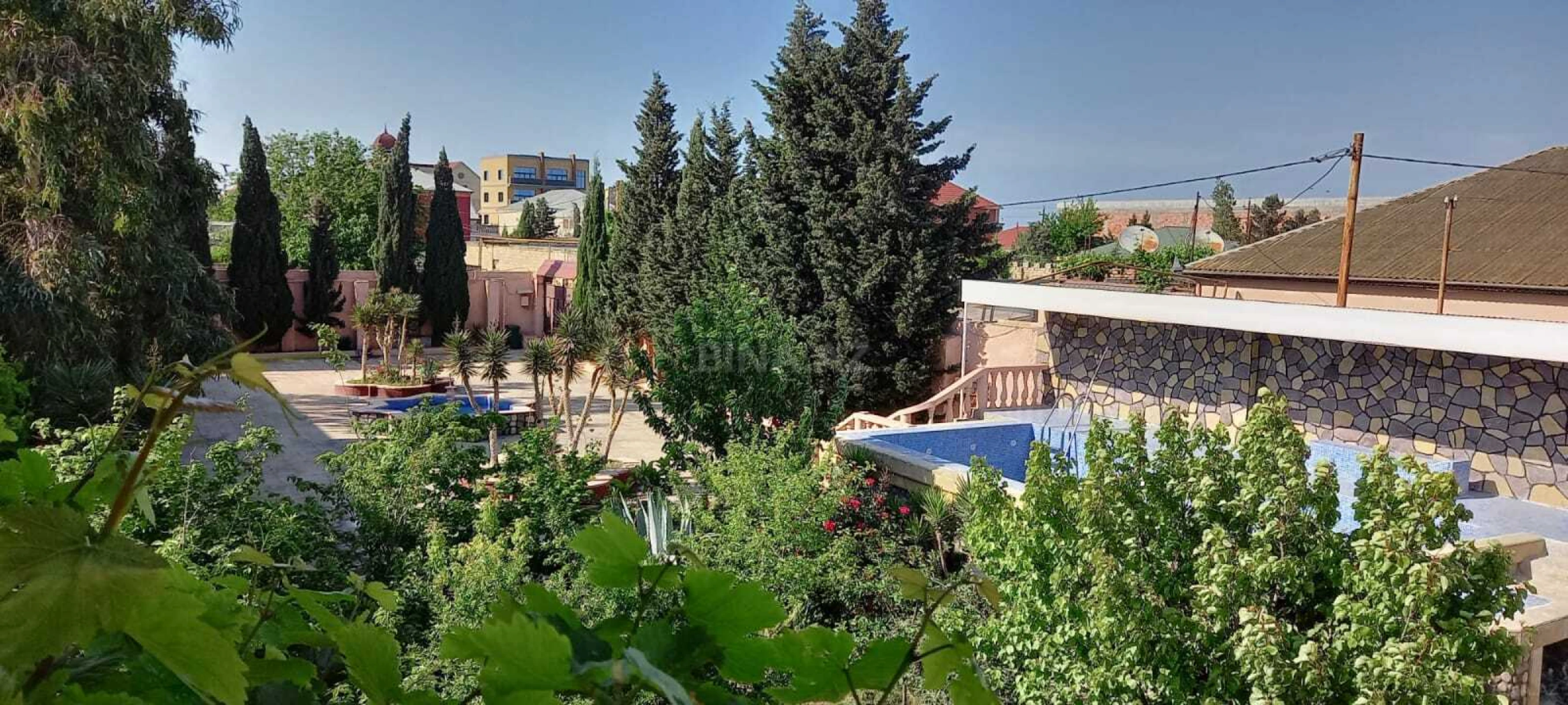 Kirayə verilir 5 otaqlı həyət evi 200 m²