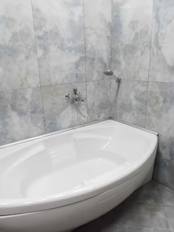 Kirayə verilir 5 otaqlı həyət evi 200 m²