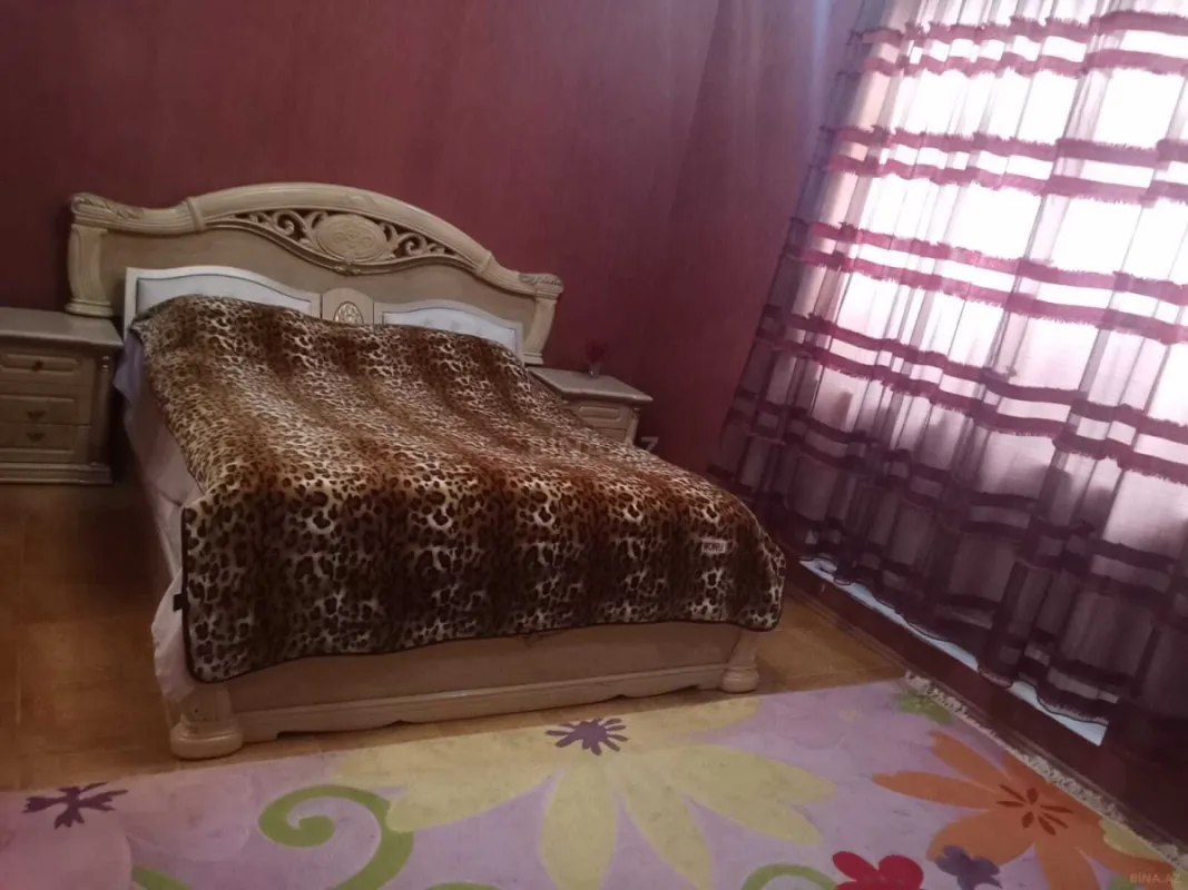 Kirayə verilir 5 otaqlı həyət evi 200 m²