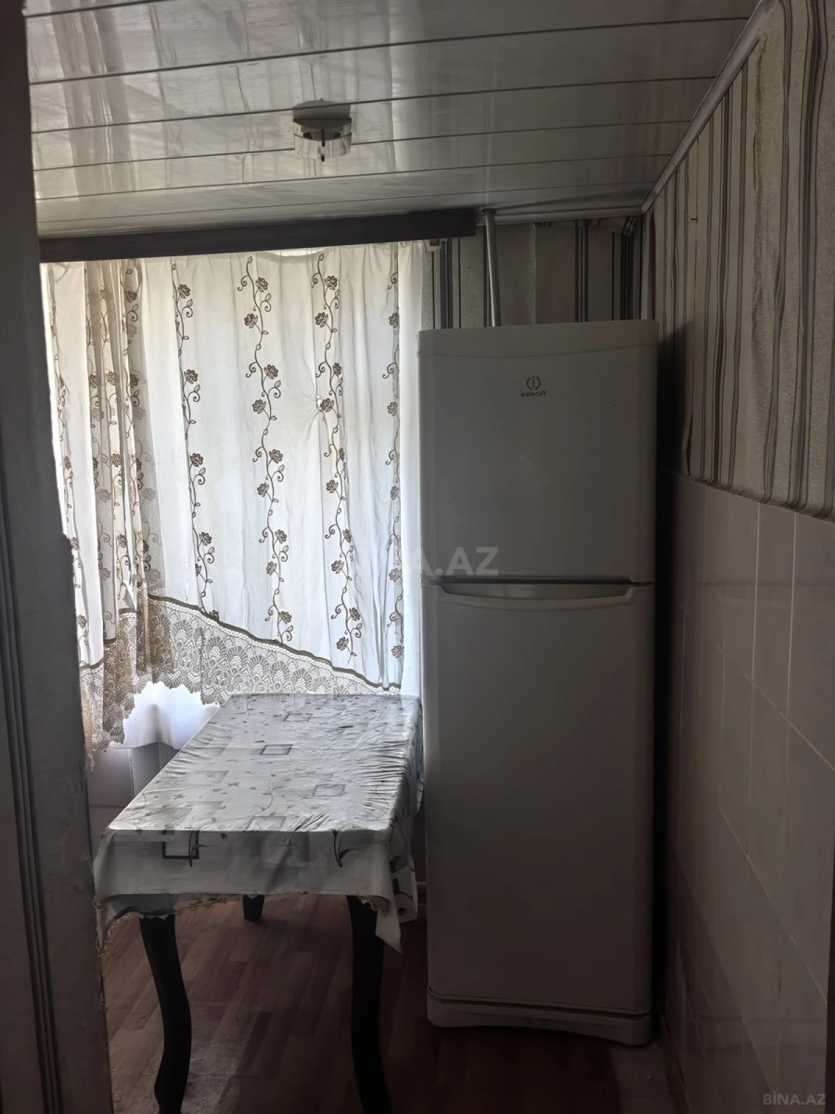 Kirayə verilir 2 otaqlı mənzil 60 m²