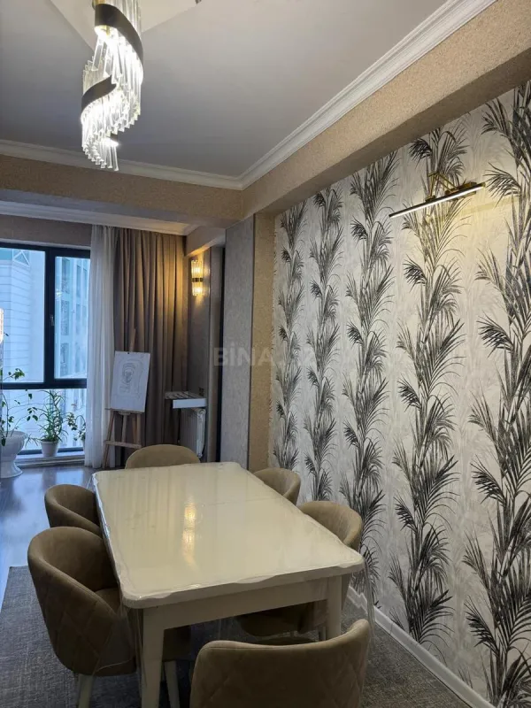 Satılır 3 otaqlı mənzil 120 m²
