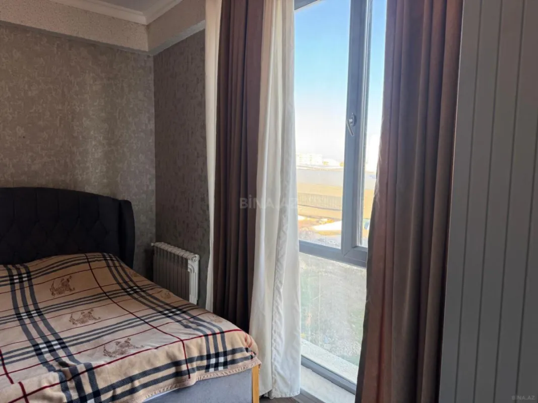 Satılır 3 otaqlı mənzil 120 m²