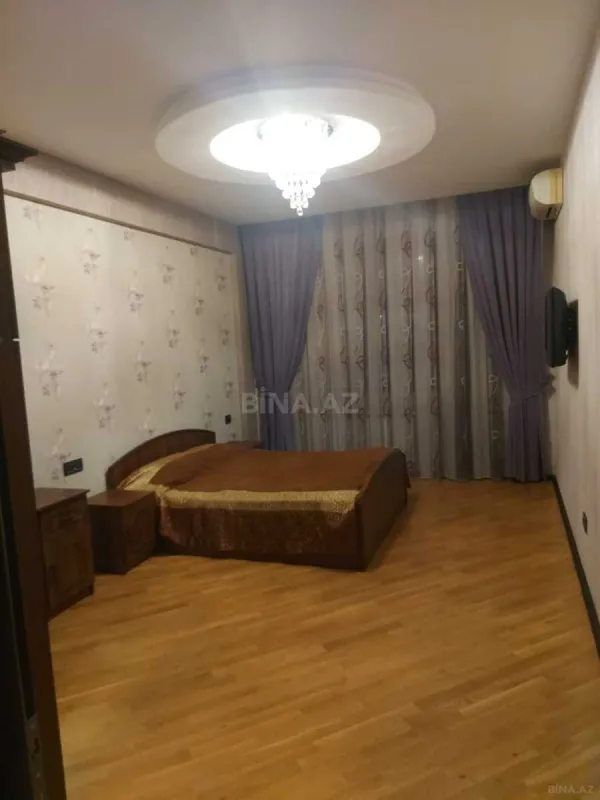 Kirayə verilir 2 otaqlı mənzil 87 m²