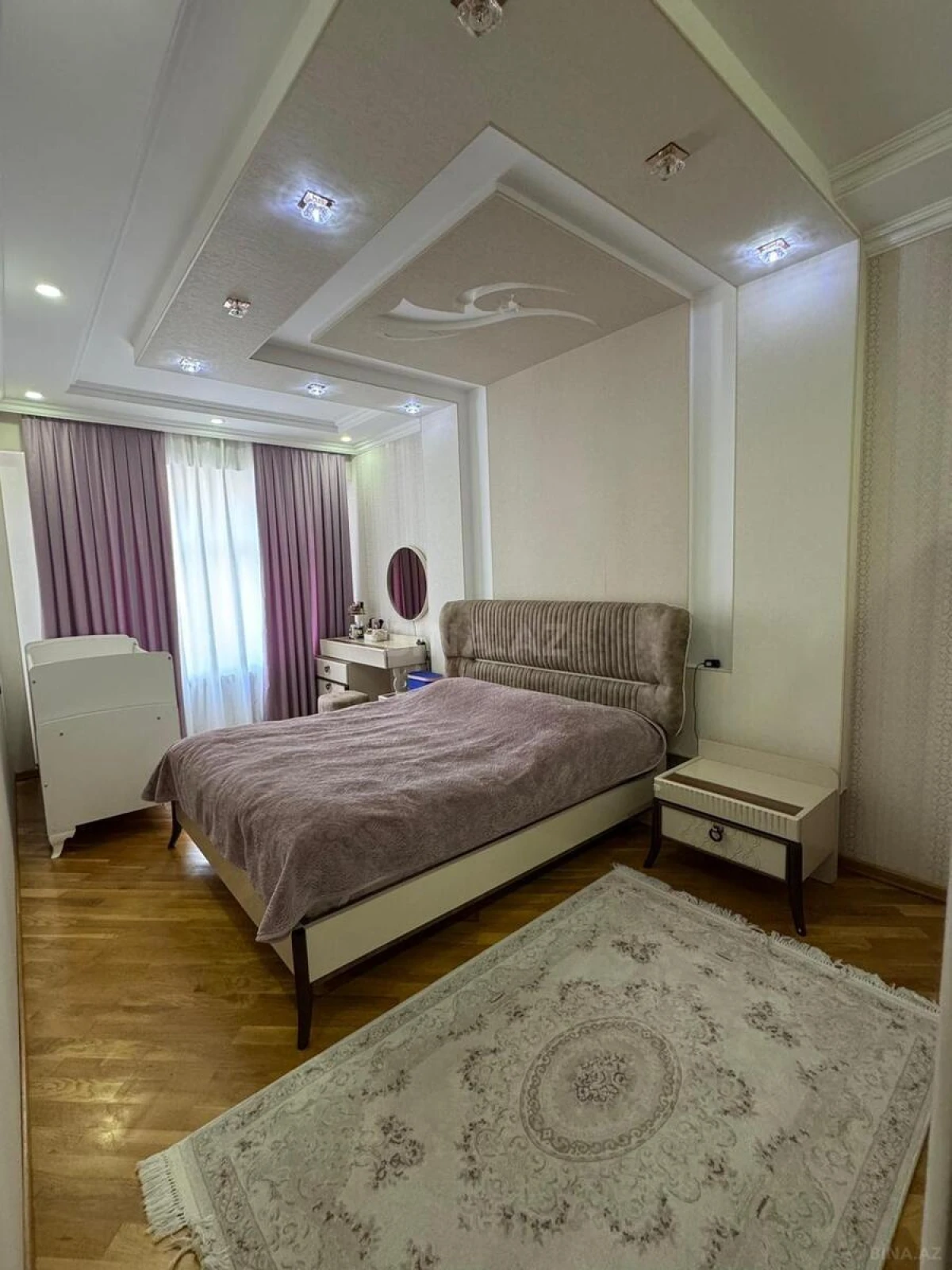Satılır 3 otaqlı mənzil 102 m²