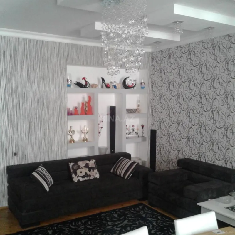 Kirayə verilir 3 otaqlı mənzil 120 m²