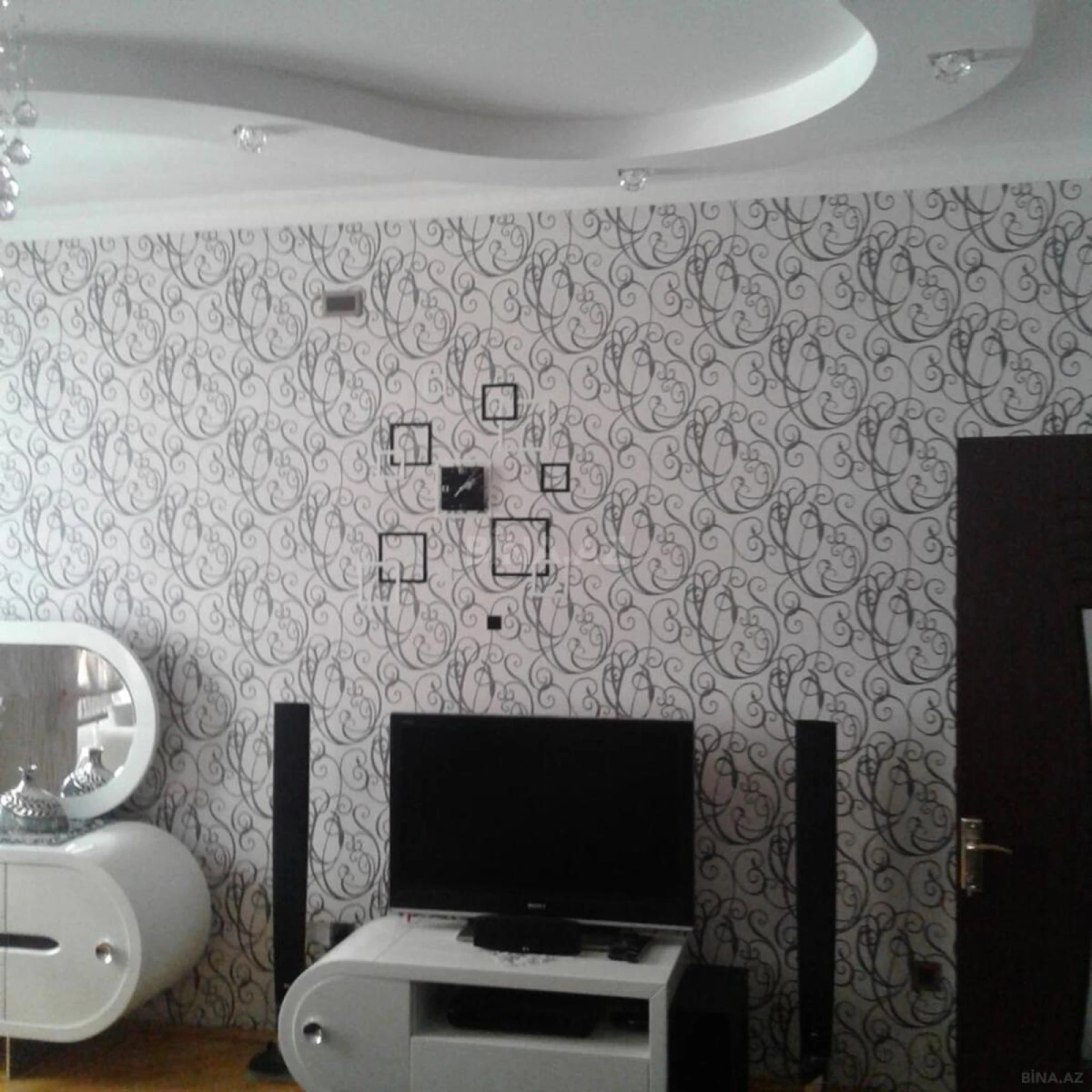 Kirayə verilir 3 otaqlı mənzil 120 m²