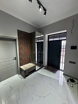 Satılır 3 otaqlı həyət evi 145 m²