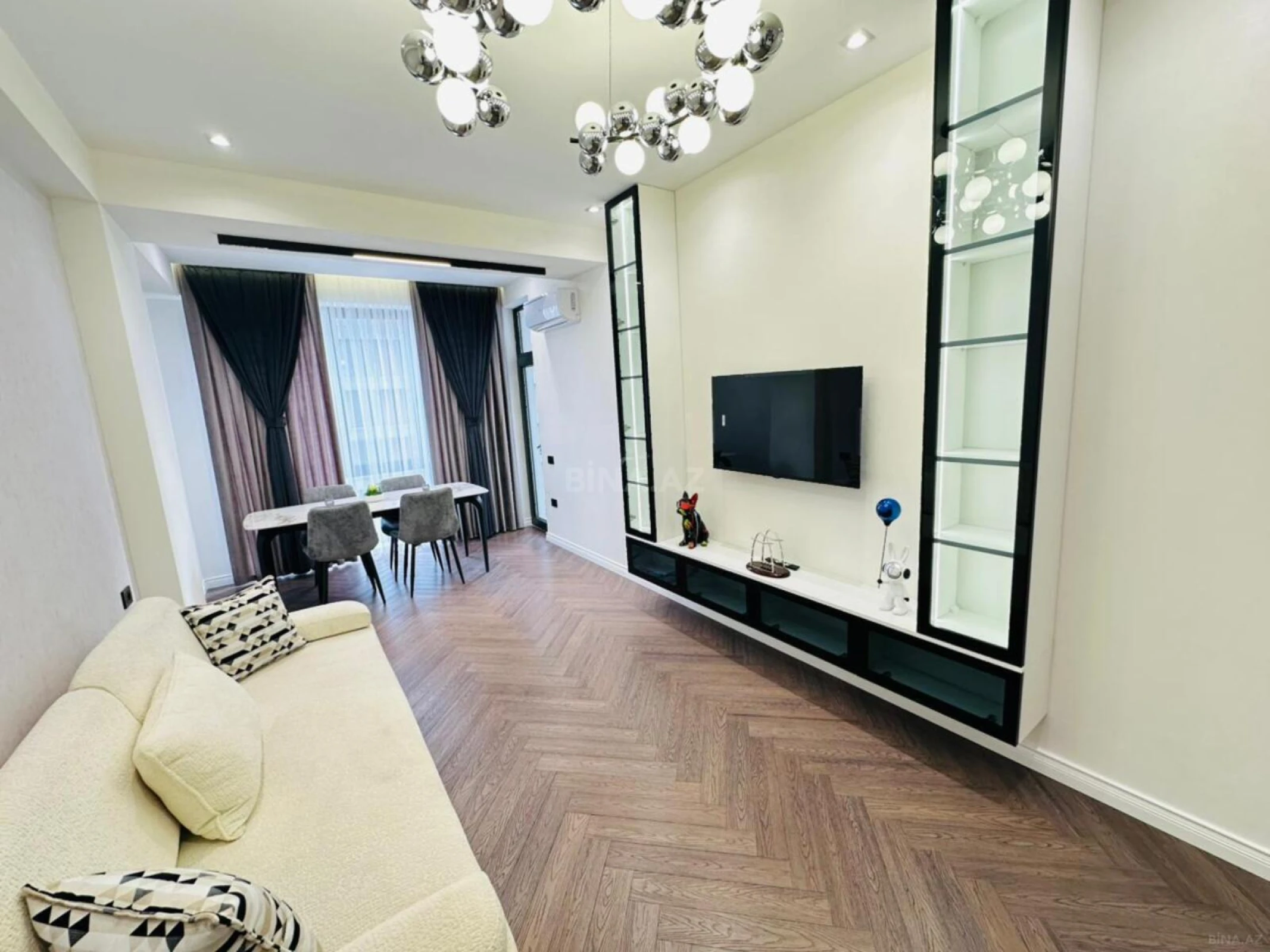 Satılır 2 otaqlı mənzil 58 m²
