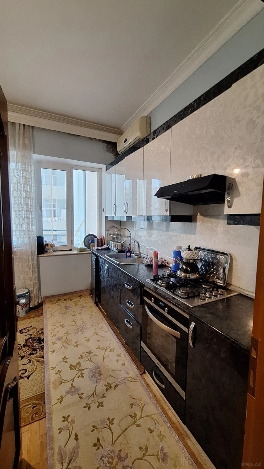 Satılır 2 otaqlı mənzil 85 m²