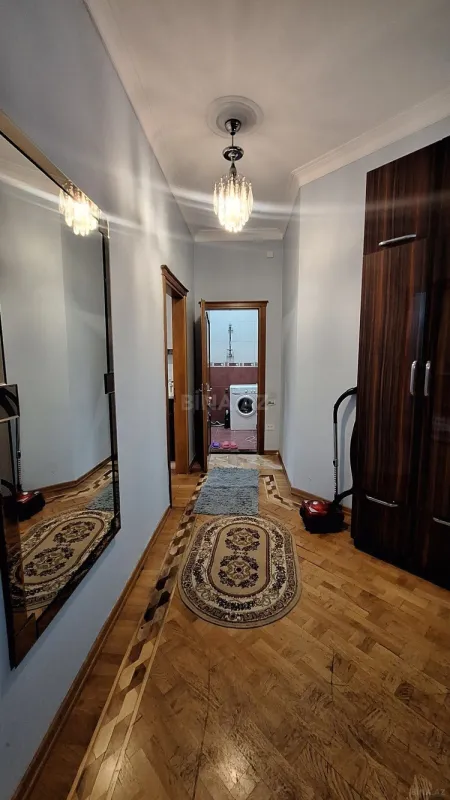 Satılır 2 otaqlı mənzil 85 m²