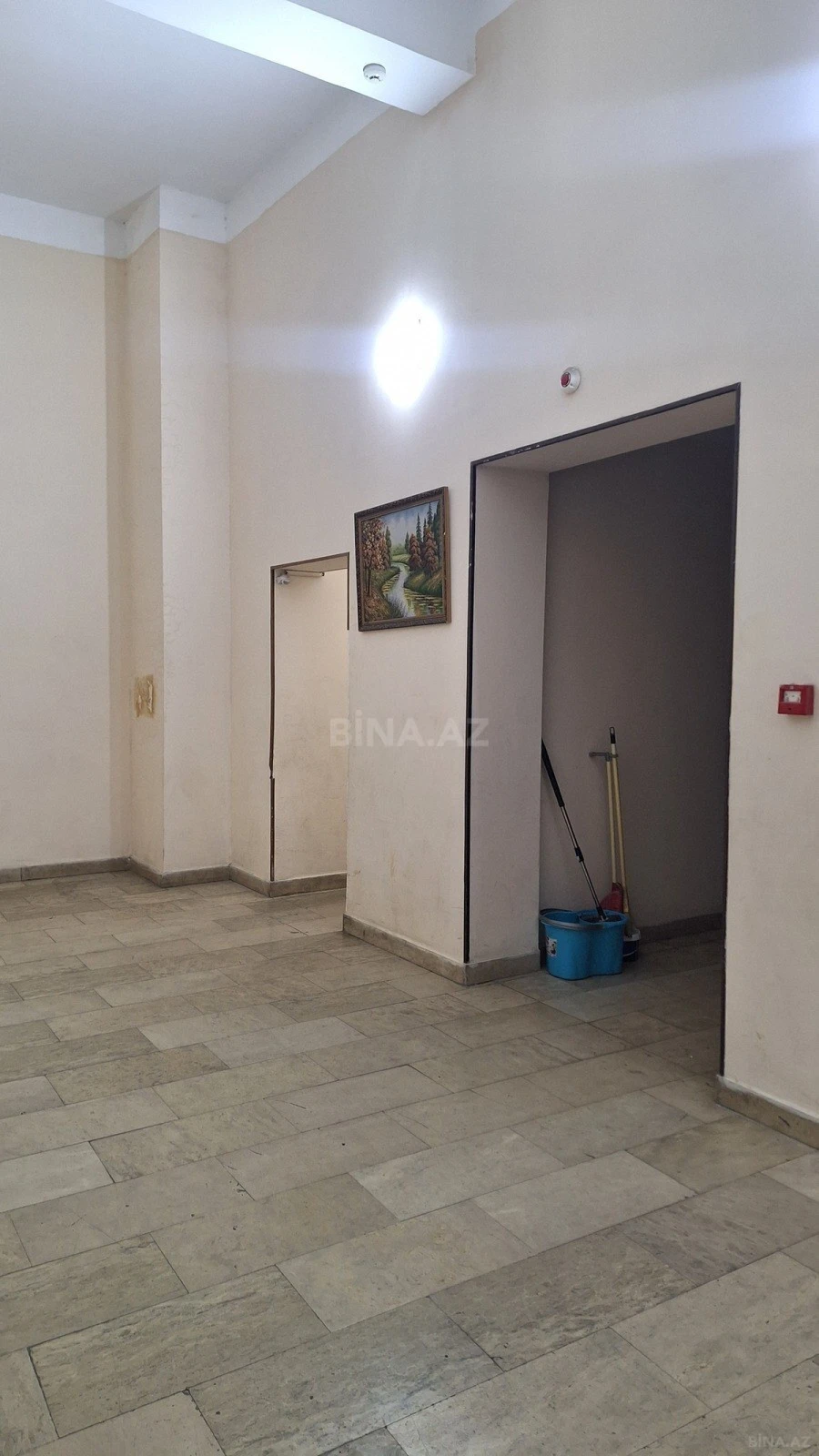 Satılır 2 otaqlı mənzil 85 m²