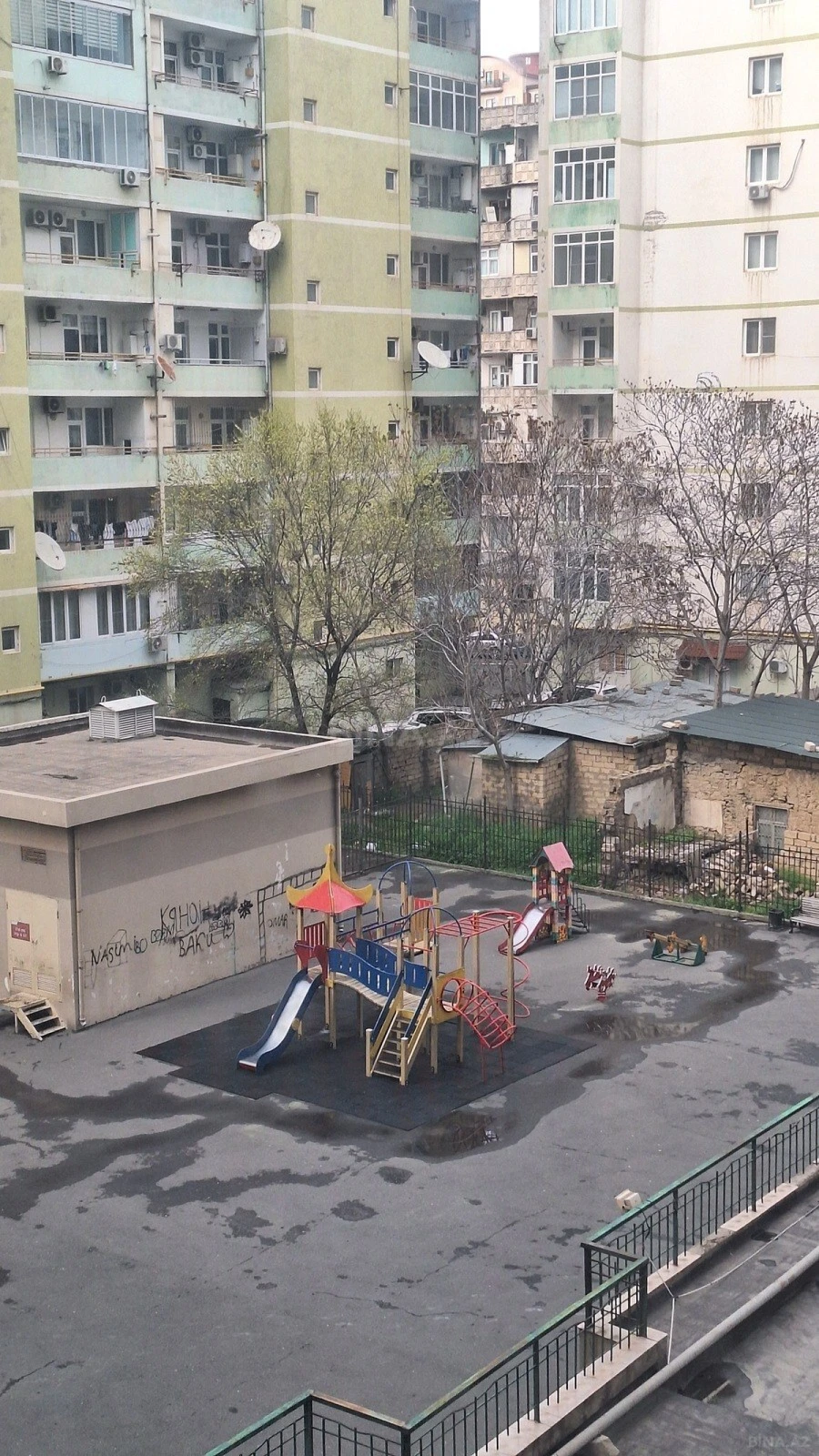 Satılır 2 otaqlı mənzil 85 m²