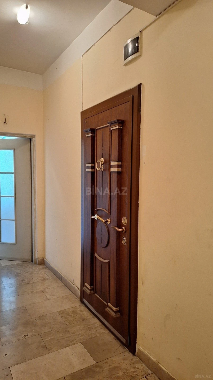 Satılır 2 otaqlı mənzil 85 m²
