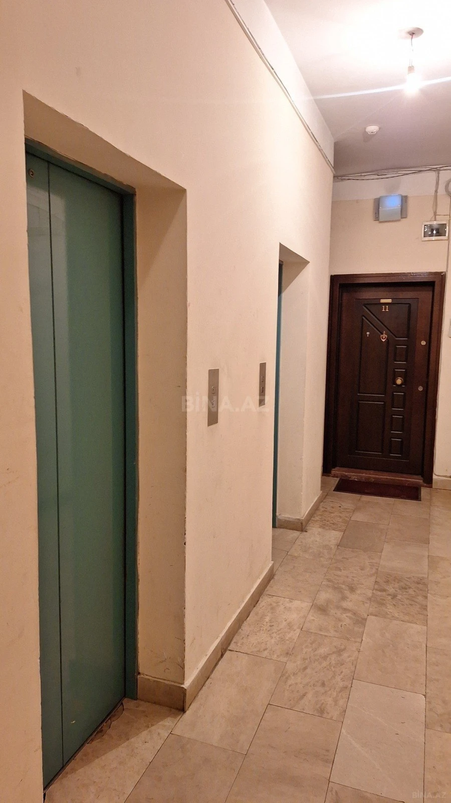 Satılır 2 otaqlı mənzil 85 m²