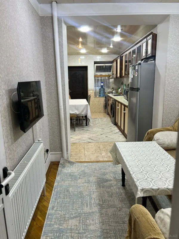 Satılır 4 otaqlı mənzil 115 m²