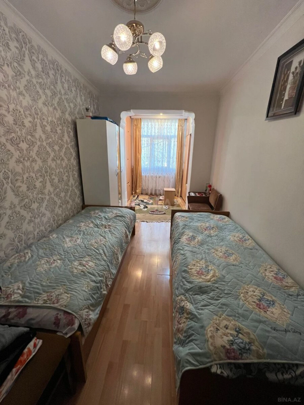 Satılır 4 otaqlı mənzil 115 m²