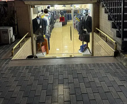 Satılır obyekt 60 m²