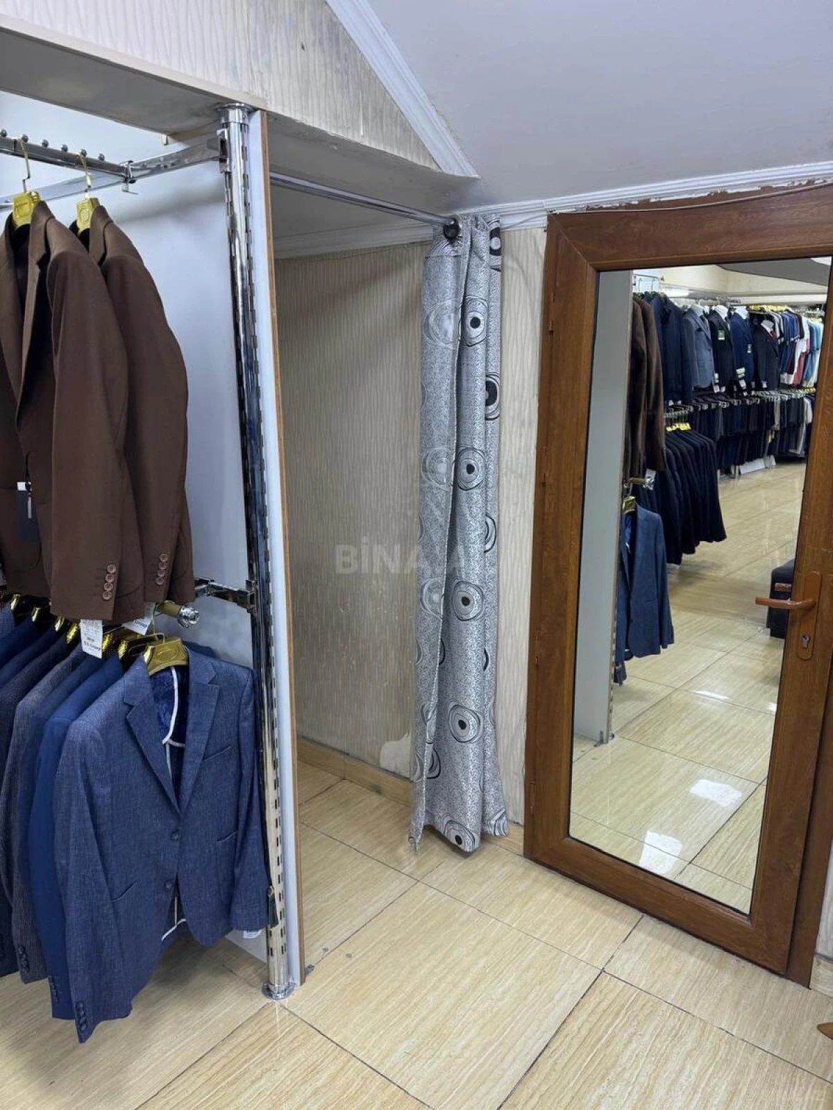 Satılır obyekt 60 m²