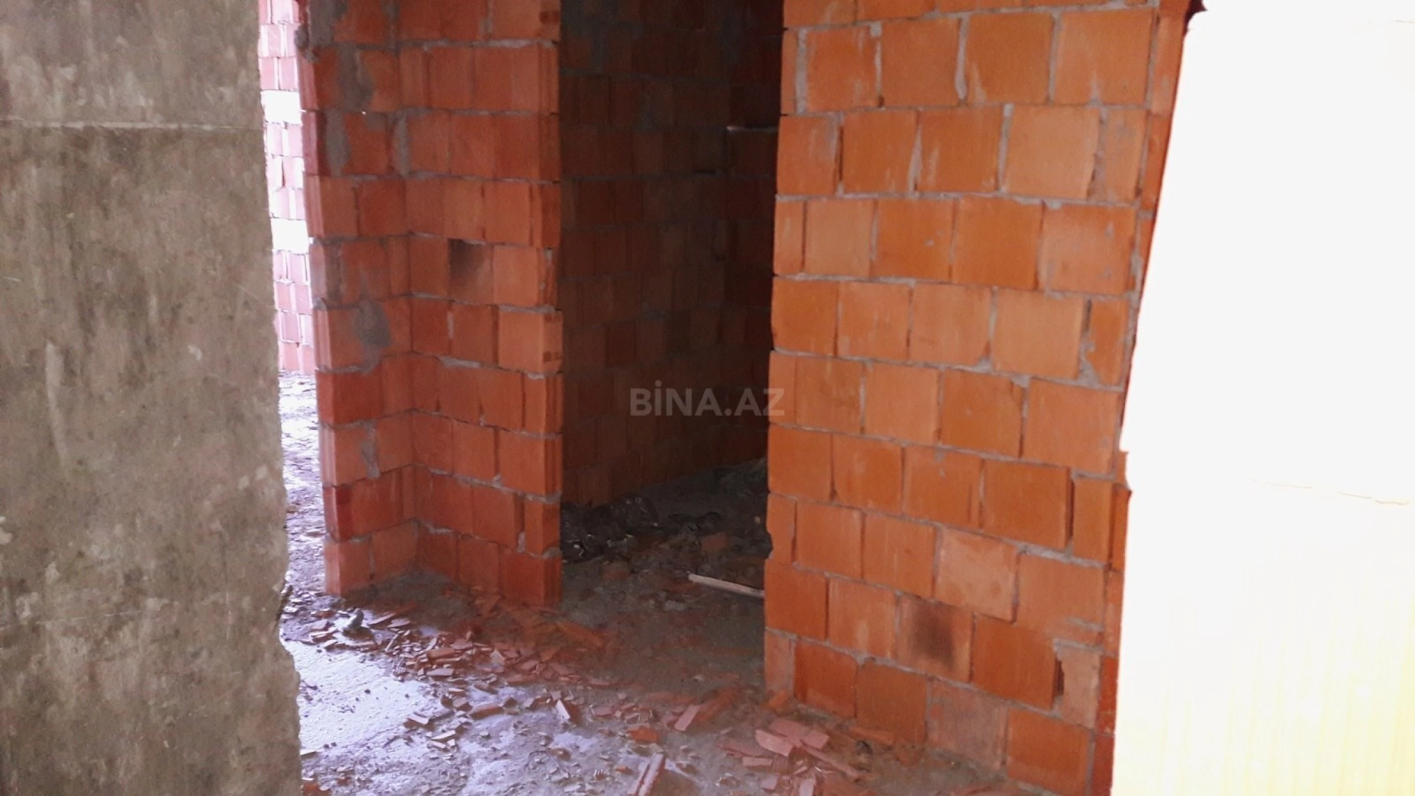 Satılır 1 otaqlı mənzil 48 m²