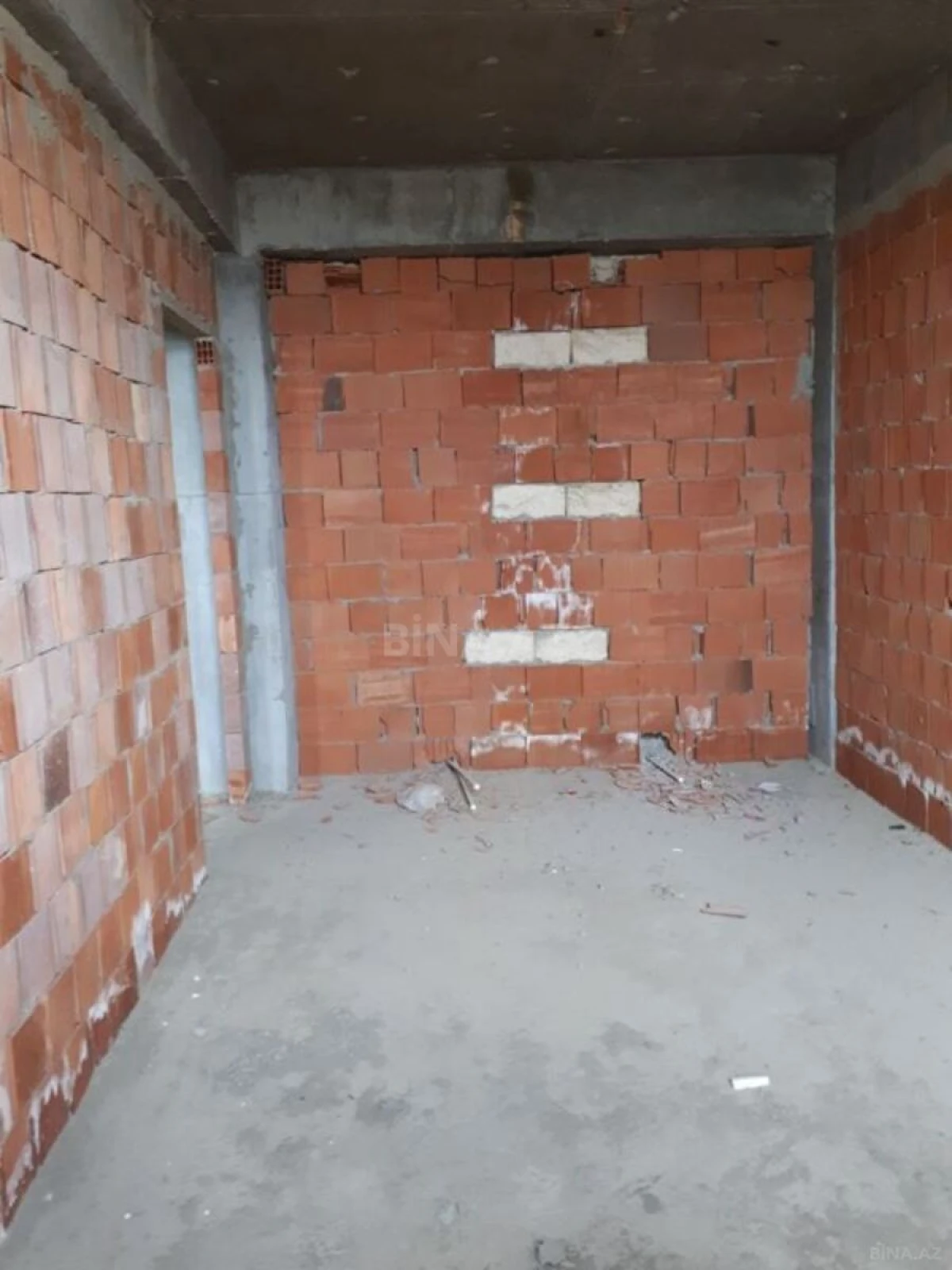 Satılır 1 otaqlı mənzil 48 m²