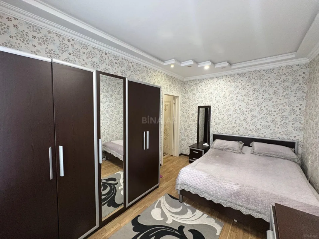 Satılır 4 otaqlı mənzil 85 m²