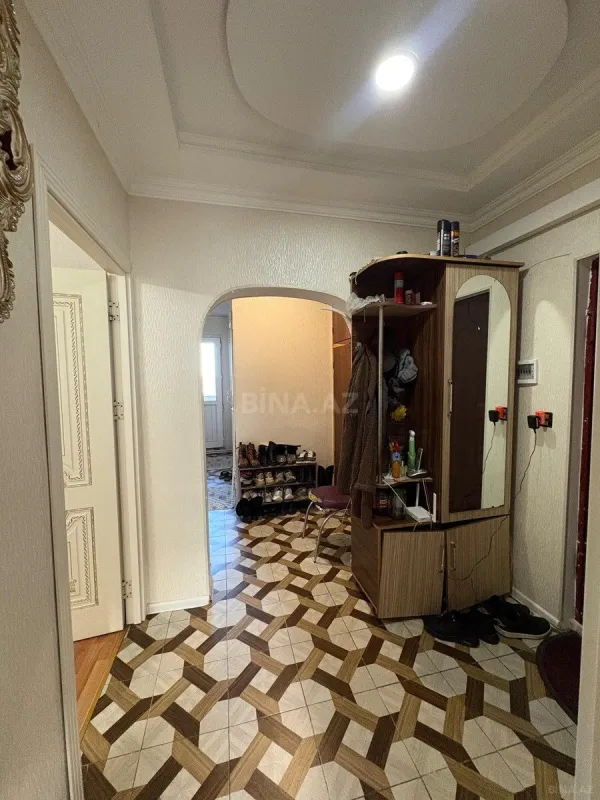 Satılır 4 otaqlı mənzil 85 m²