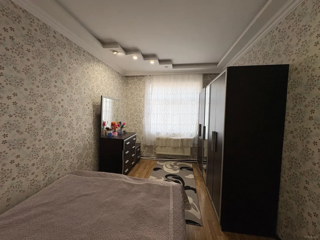 Satılır 4 otaqlı mənzil 85 m²