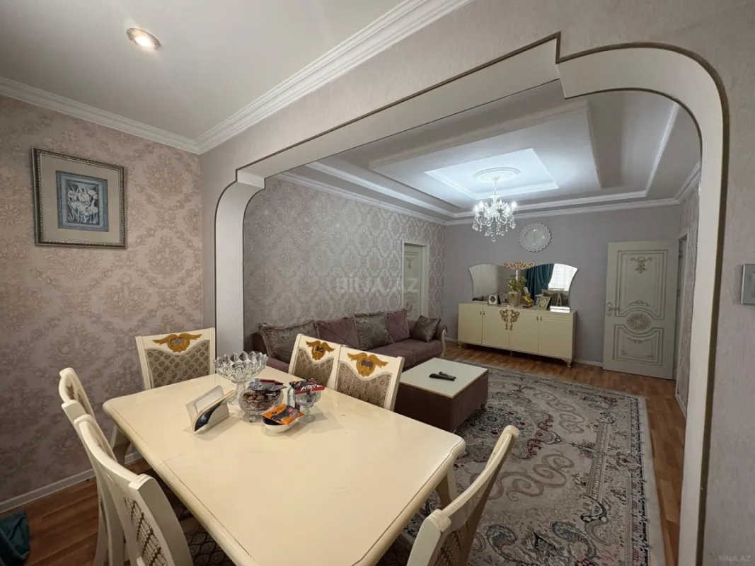 Satılır 4 otaqlı mənzil 85 m²