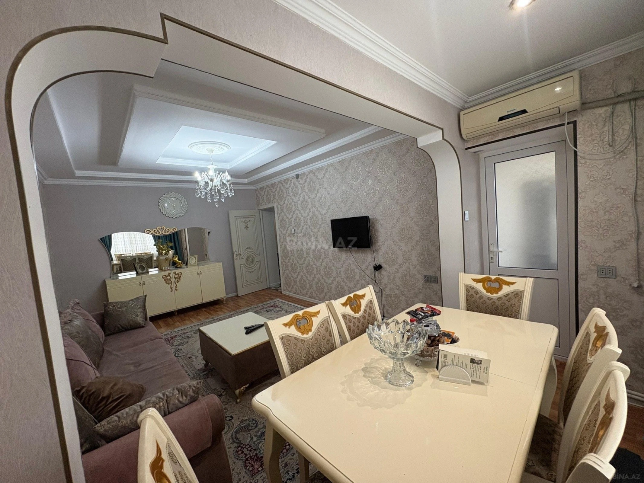 Satılır 4 otaqlı mənzil 85 m²
