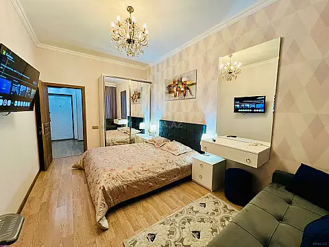 Kirayə verilir 2 otaqlı mənzil 55 m²