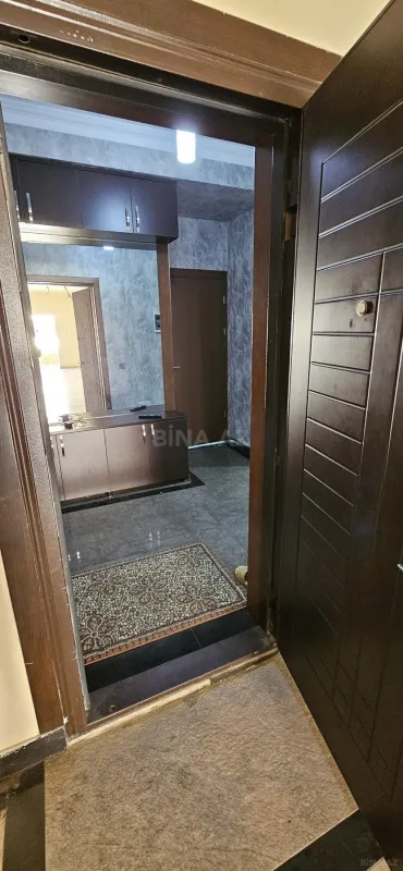 Kirayə verilir 4 otaqlı mənzil 180 m²