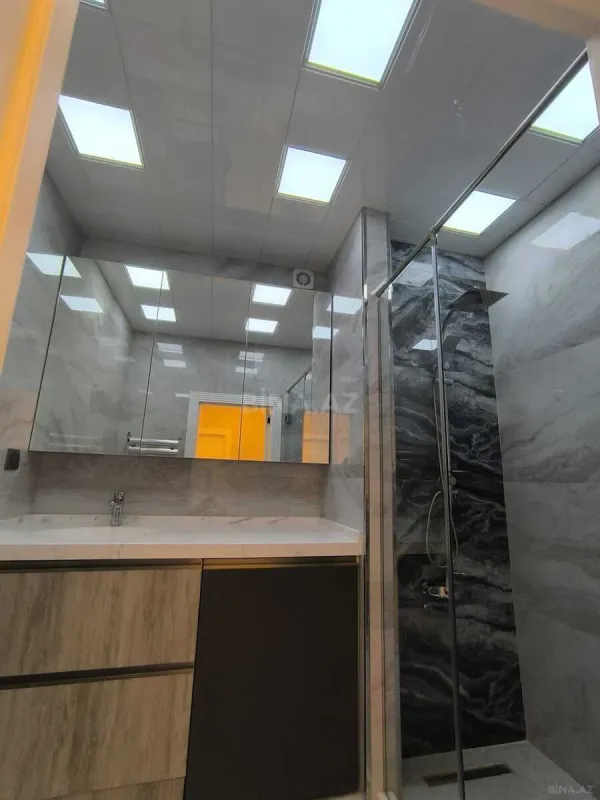 Satılır 3 otaqlı mənzil 83 m²