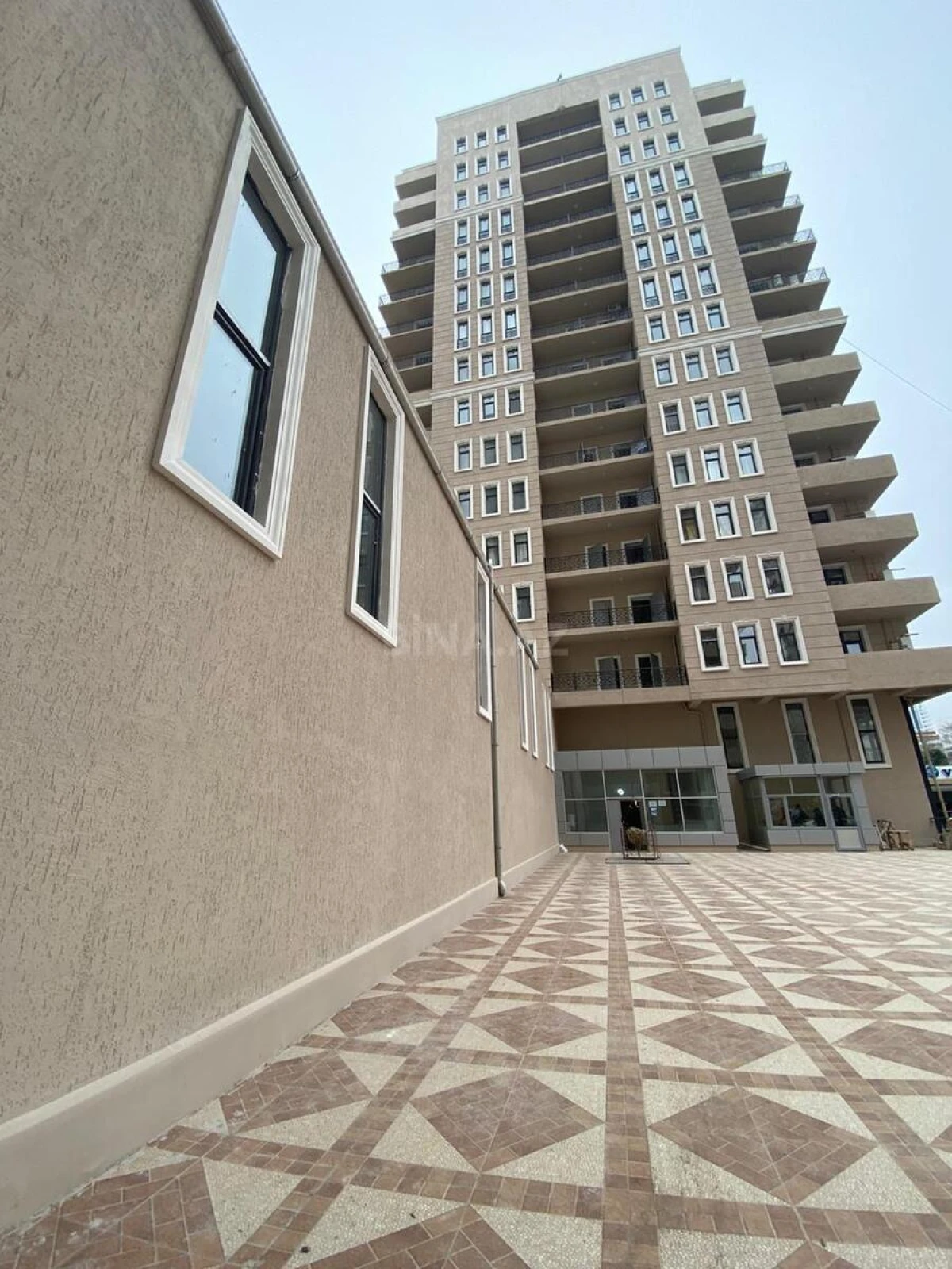 Kirayə verilir 3 otaqlı mənzil 120 m²