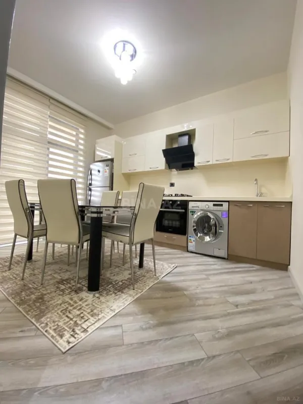 Kirayə verilir 3 otaqlı mənzil 120 m²