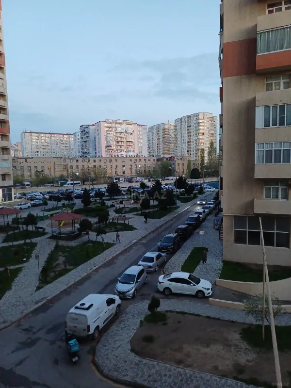 Satılır 2 otaqlı mənzil 91 m²