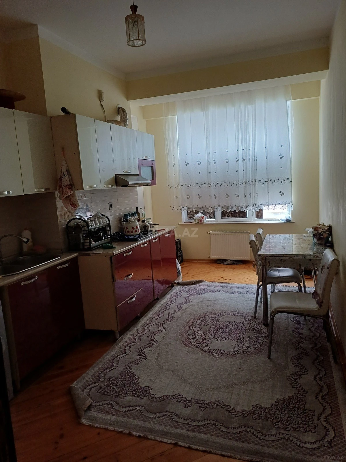 Satılır 2 otaqlı mənzil 91 m²